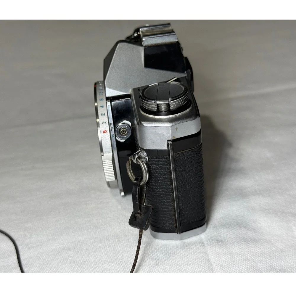 Vintage Olympus OM-2 MD 35mm SLR Film Camera Body Chrome Tested READ